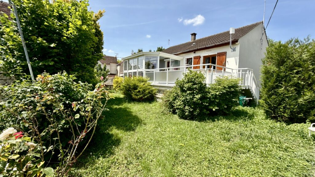 MAISON INDIVIDUELLE DE PLAIN PIED SUR SOUS-SOL