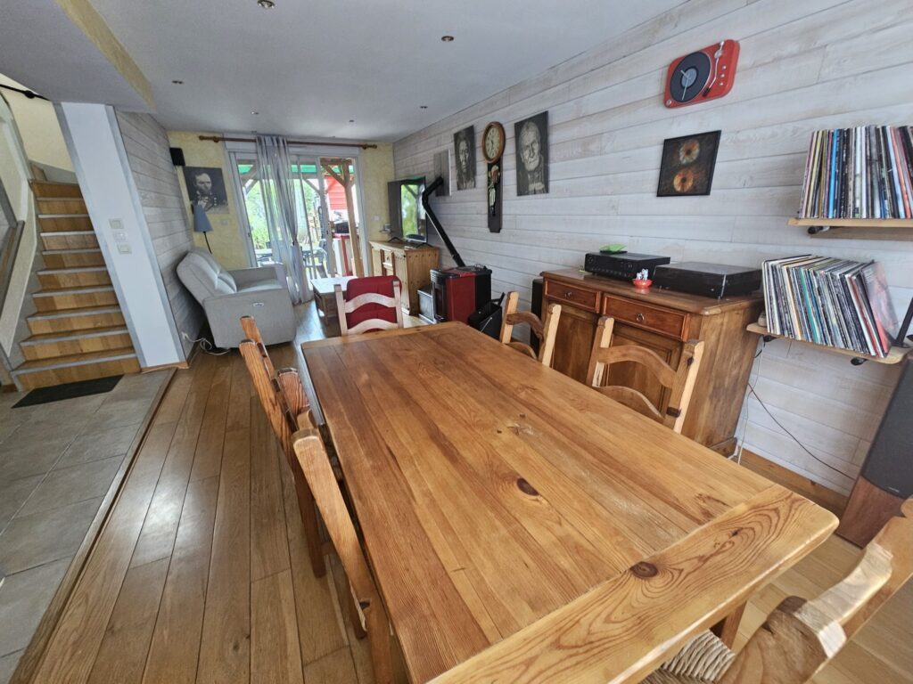 Maison 4 chambres et deux studios