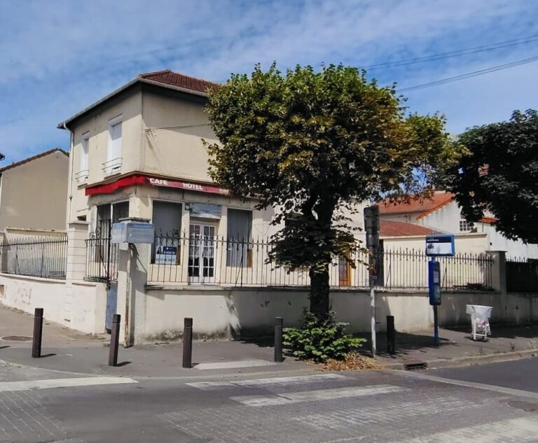 Ancien h&ocirc;tel restaurant immeuble habitation