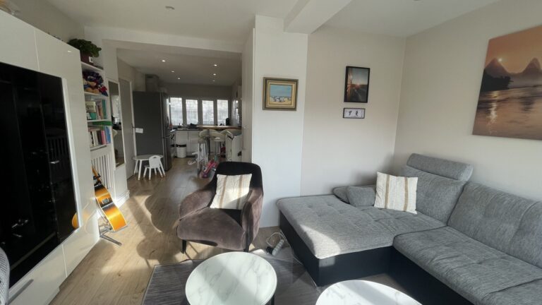 T2 Gare 9 minutes à pied