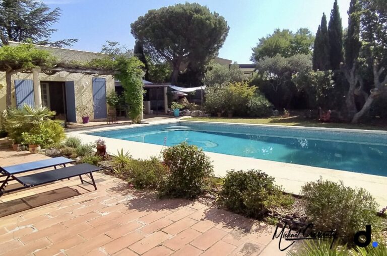 Maison à vendre Aureille