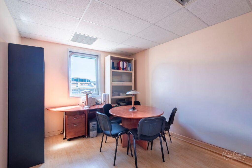 Bureaux à vendre à Martigues – Résidence Le Bateau Blanc – 47