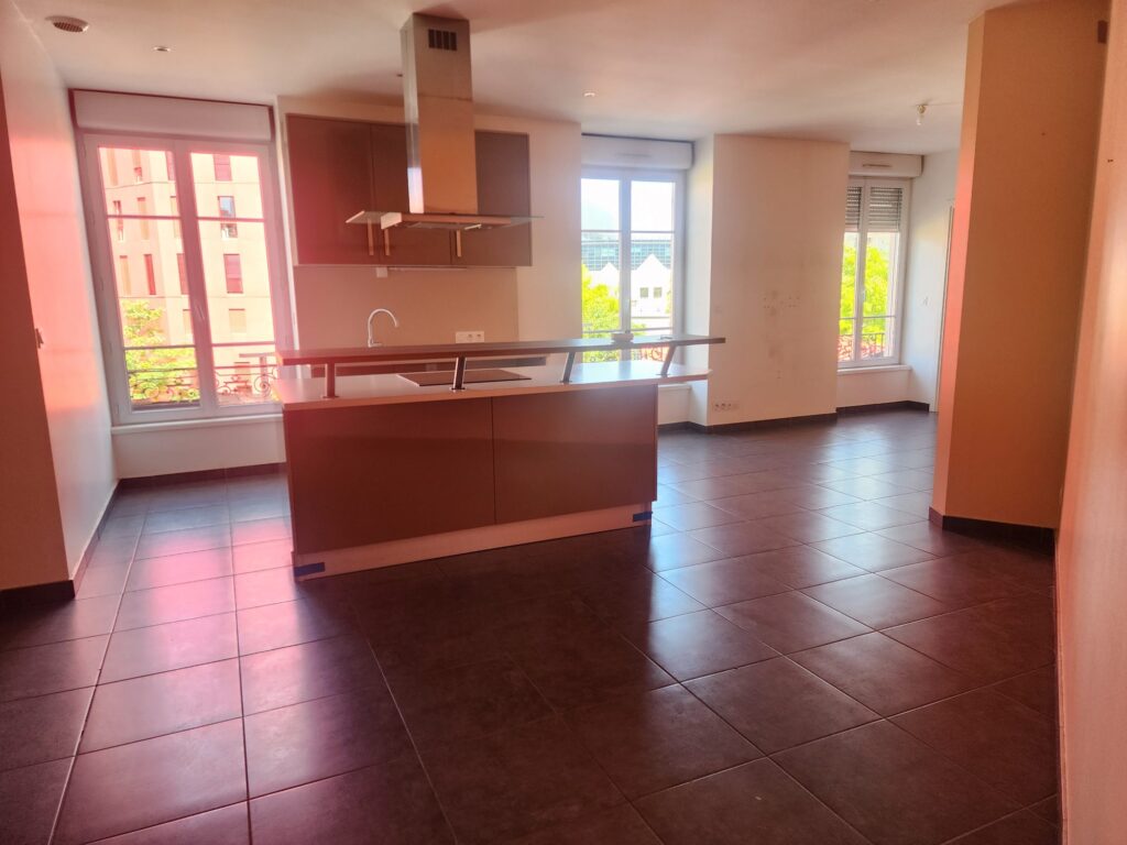 Appartement F4 - Secteur Châteaucreux